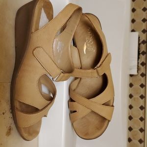 Aerosoles HeelRest shoes